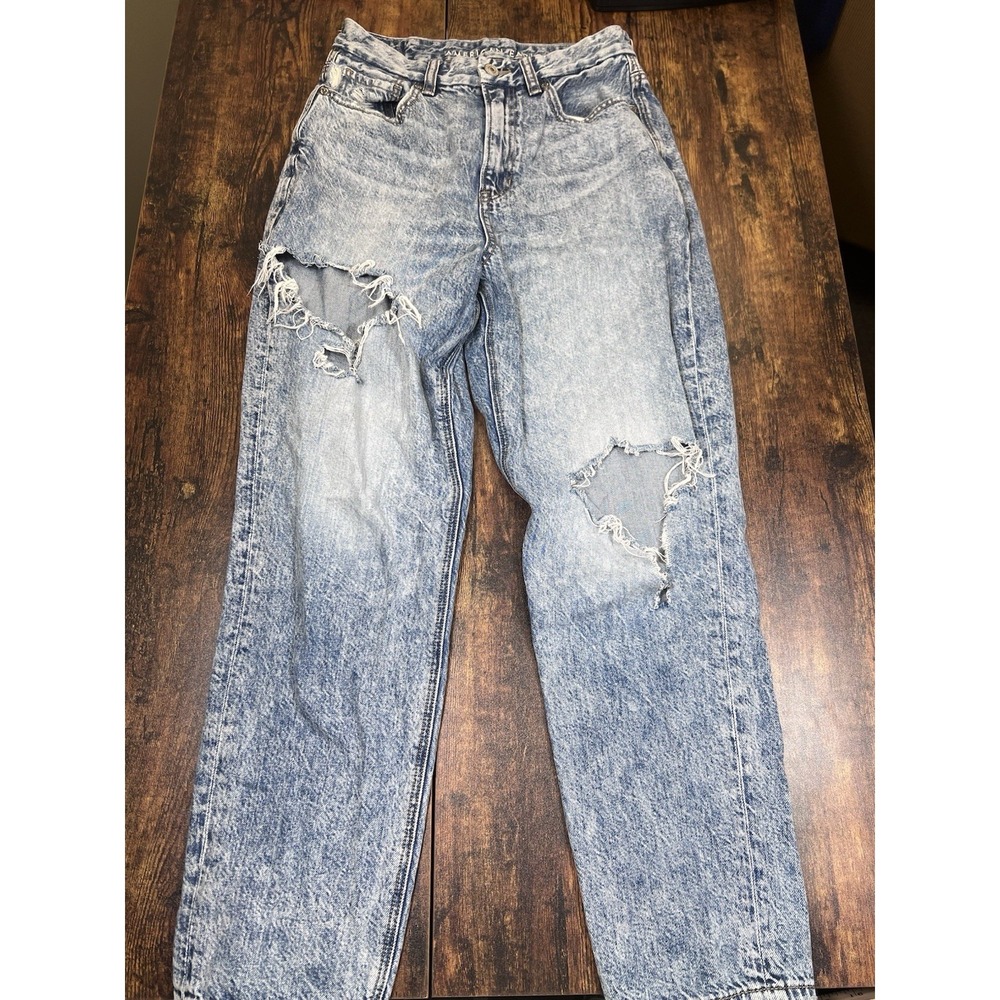 American Eagle Jeans Women's Blue 90s‎ Regular Fit Stonewashed Distressed Size 2